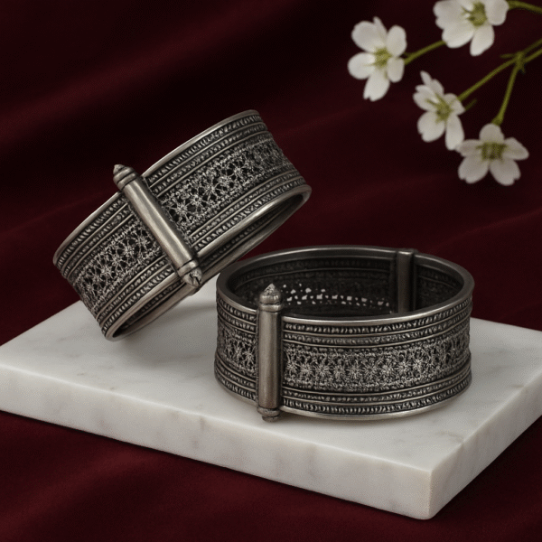 The timeless grace bangle