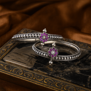 The quite opulence bangle