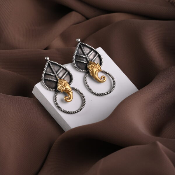 The Cow Leaf Jhumkas - Image 2