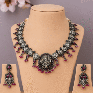 devika dangler set