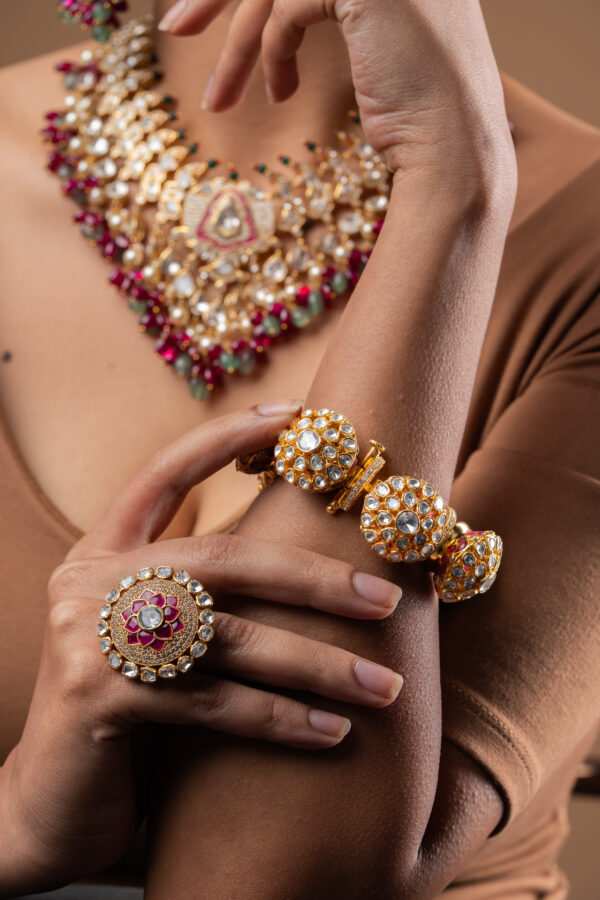 Mughal Radiance Polki Necklace - Image 5