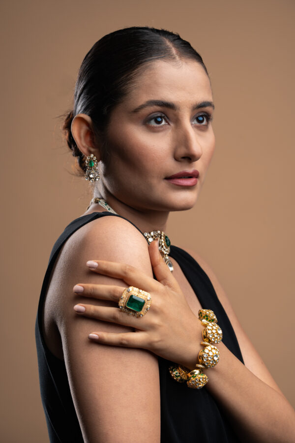 The Emerald Majesty Ring - Image 3