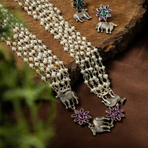 Vrindavan Cow Charm Necklace Set